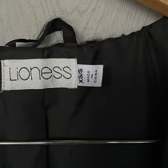 ❣️HOST PICK❣️ December’s Best Dressed Party! - Picture 4 of 6